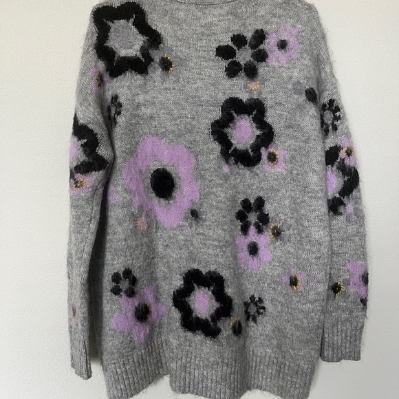 Miu Miu Gray and Purple Cardigan - Picture 2 of 9
